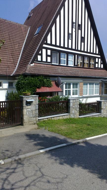 Byt - Apartman Apartment Vetrni Bagian luar foto