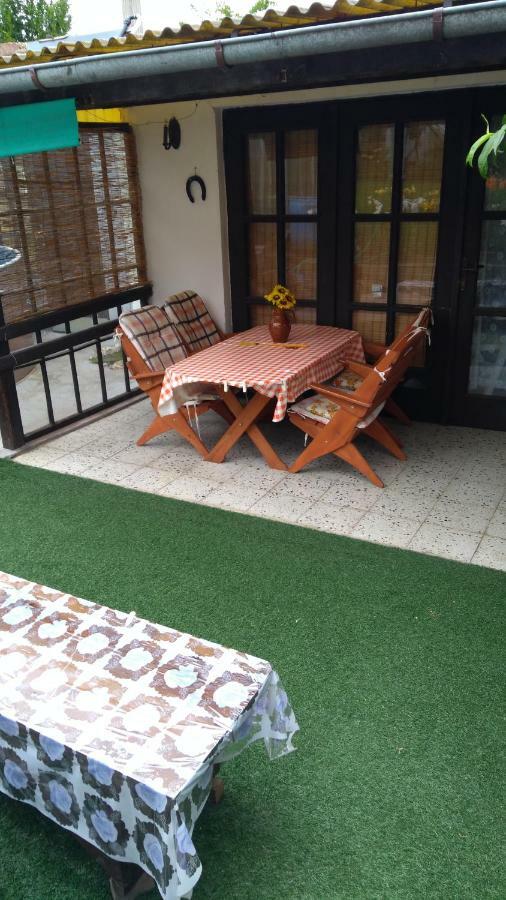 Byt - Apartman Apartment Vetrni Bagian luar foto