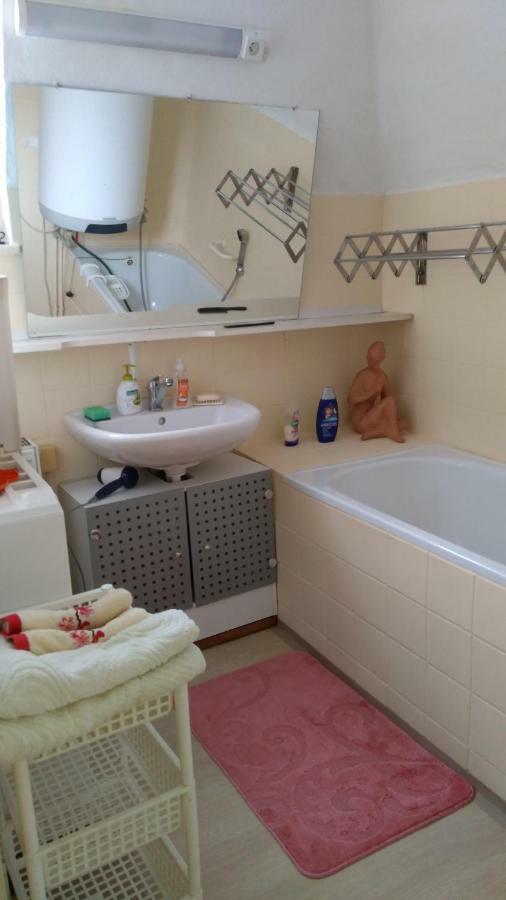Byt - Apartman Apartment Vetrni Bagian luar foto
